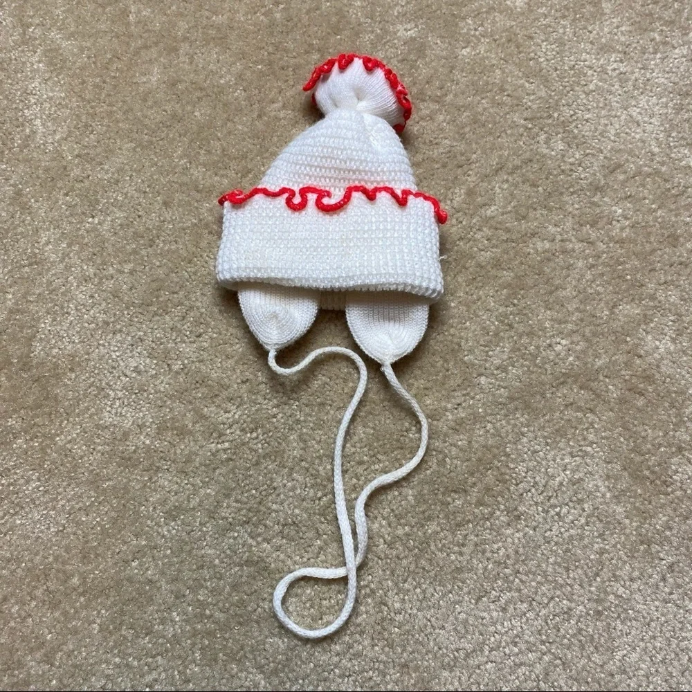 Red & White Vintage Knit Girls Winter Hat